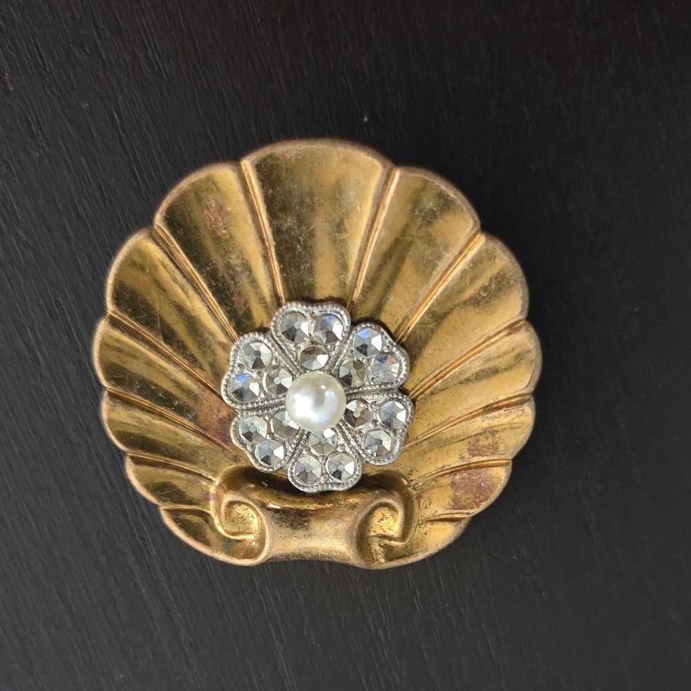 Vintage Gold Tone Mermaid Scallop Shell Brooch Rhinestone Flower Faux Pearl